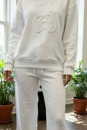 KOSTIUMĖLIS LAISVALAIKIUI