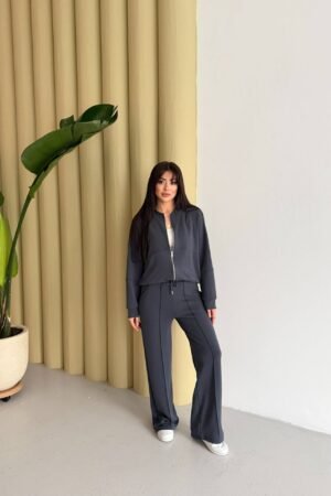 KOSTIUMĖLIS LAISVALAIKIUI