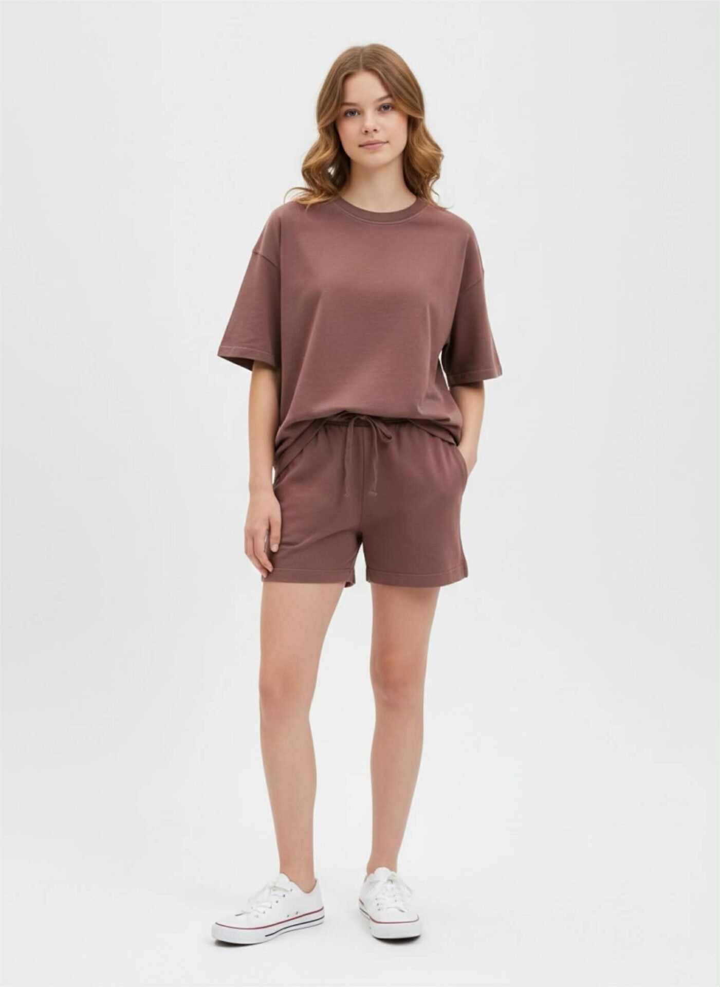 GARINTAS KOSTIUMĖLIS SU ŠORTAIS