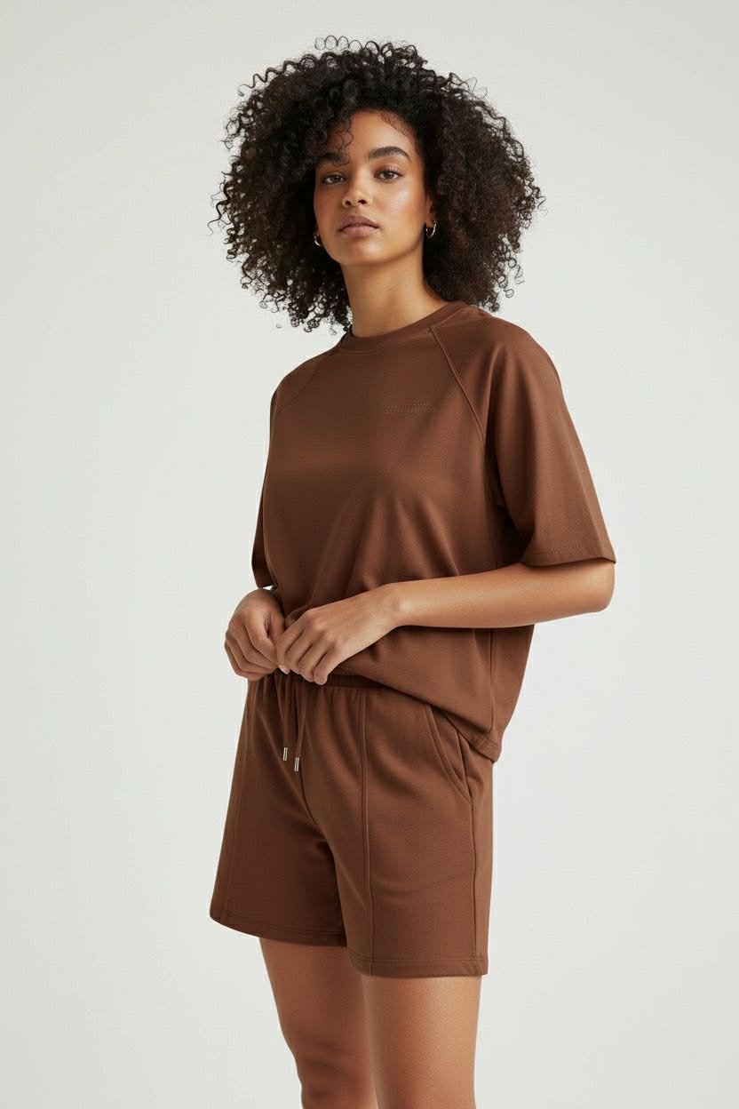 KOSTIUMĖLIS SU ŠORTUKAIS