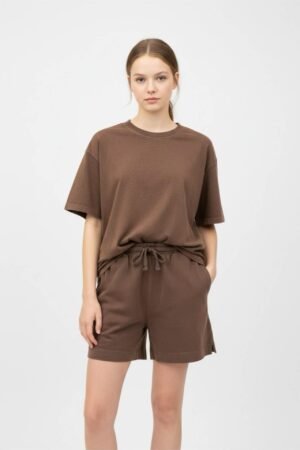 GARINTAS KOSTIUMĖLIS SU ŠORTAIS