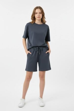 KOSTIUMĖLIS SU ŠORTAIS